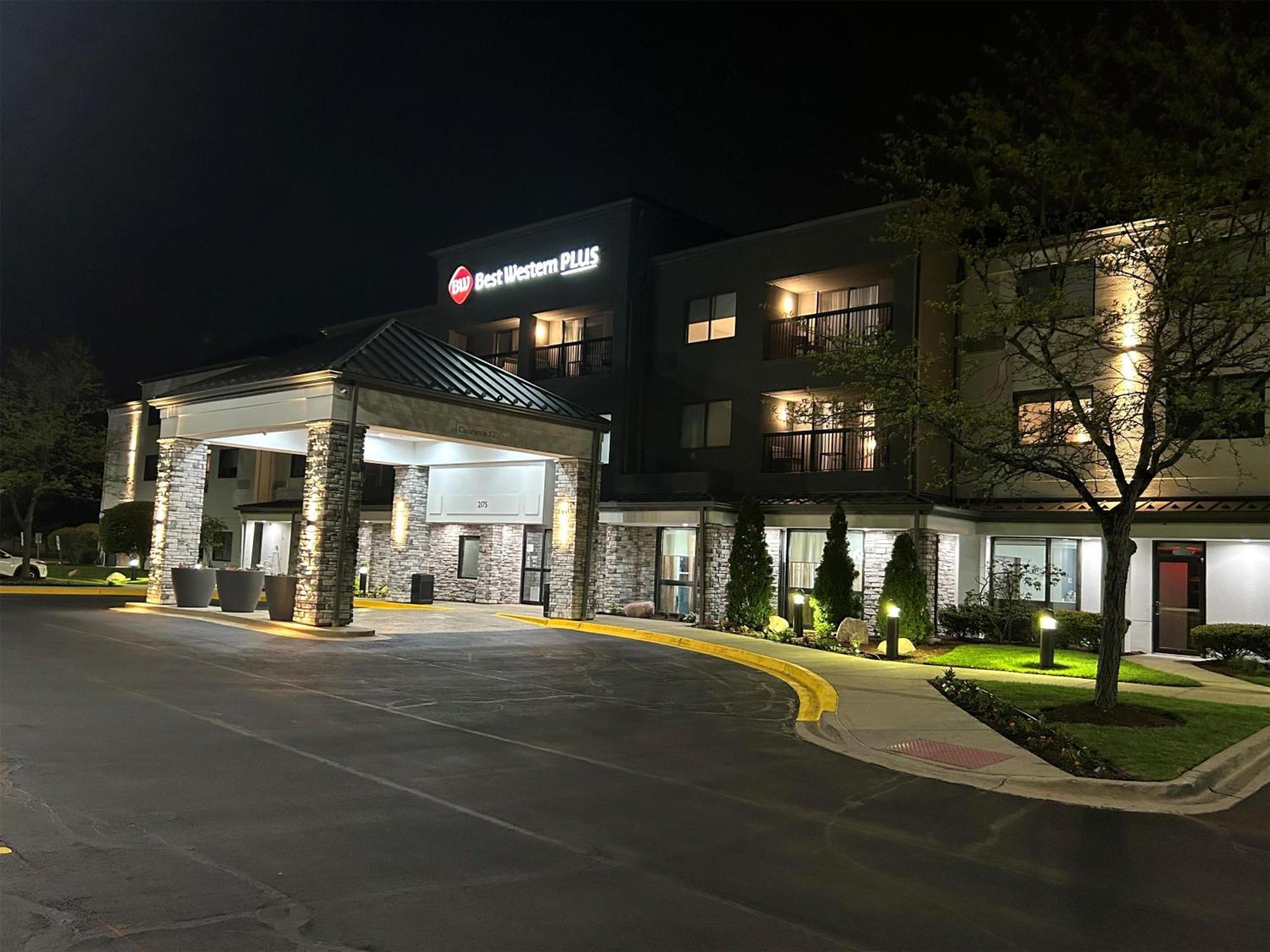 Best Western Plus Elgin - Chicago West Dundee Exterior foto